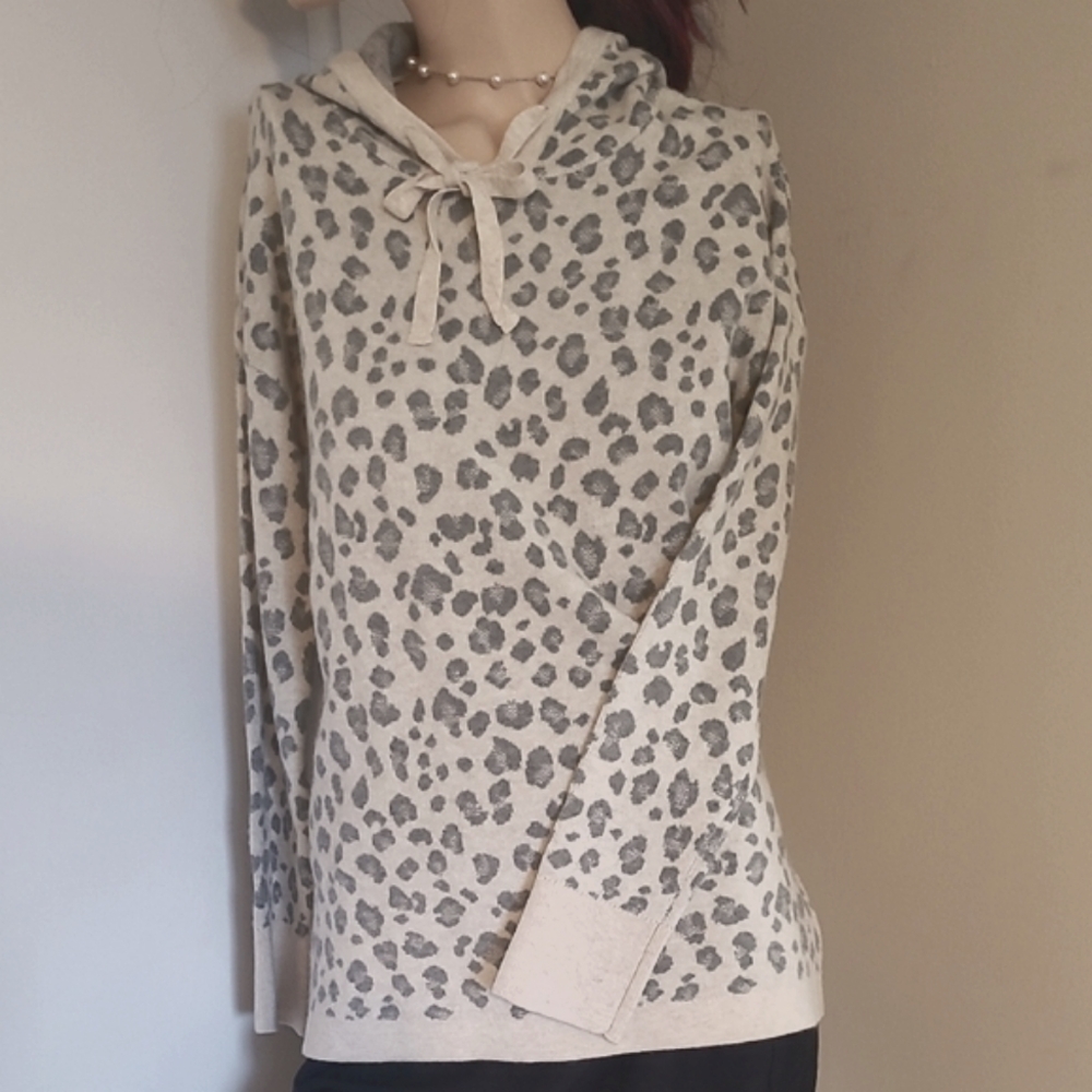 DH Leopard Print Hoodie Sweater